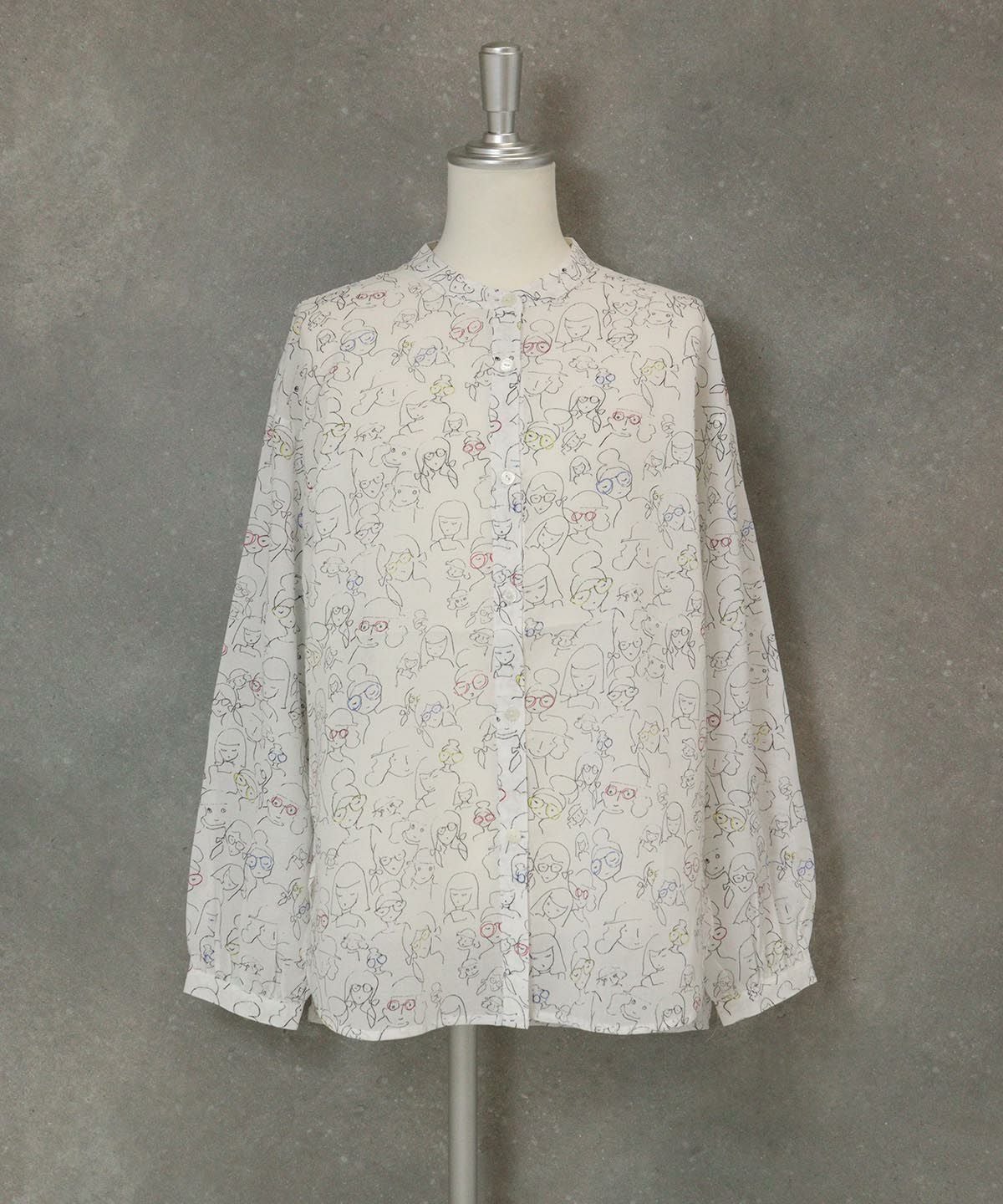 総柄シアーブラウス（ホワイト）