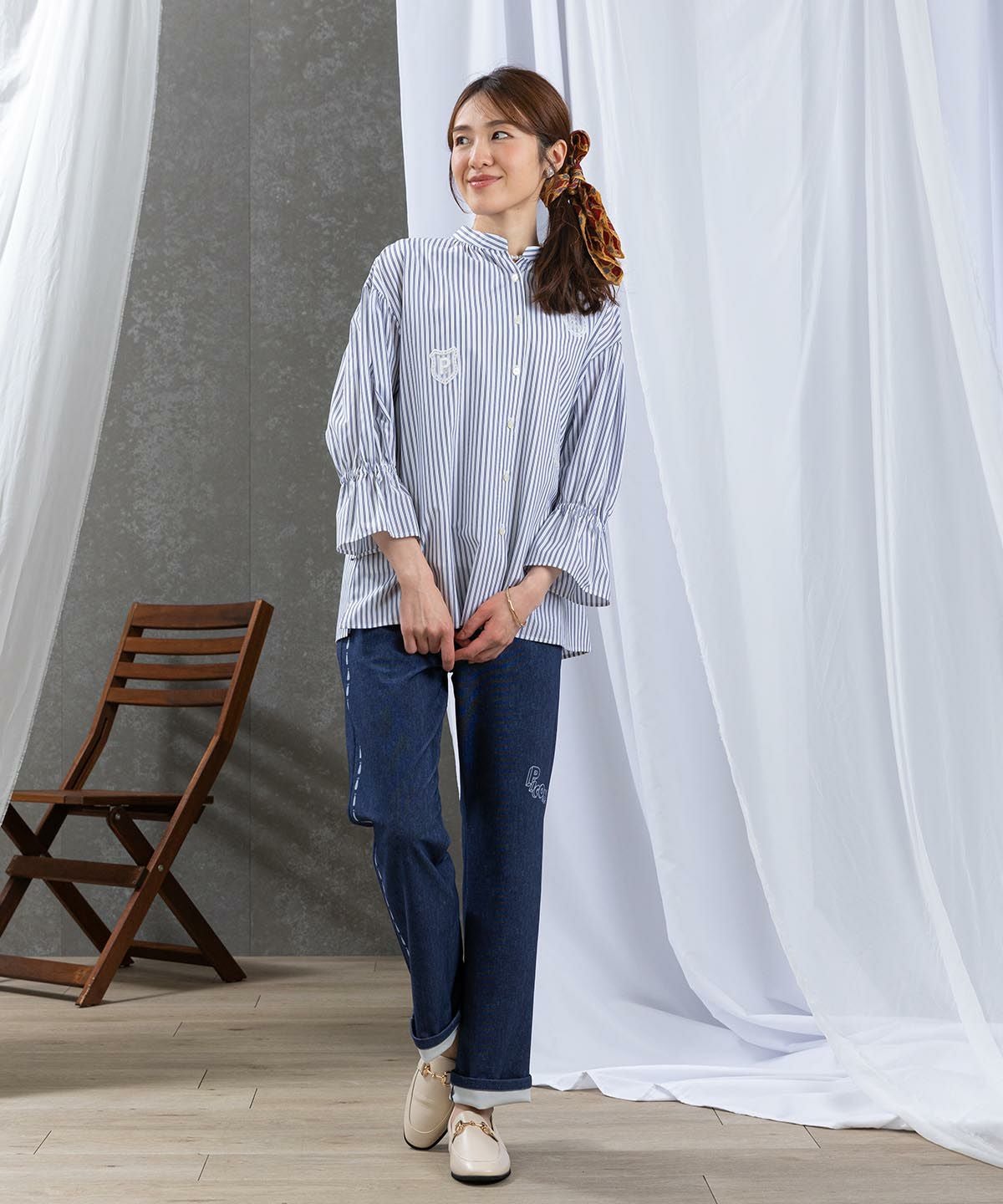 モデル着用画像（ネイビー）