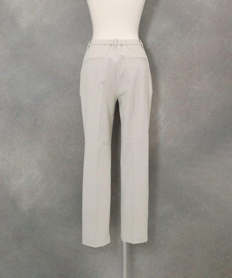 センタープレスUV撥水パンツ(ベージュ)後ろ