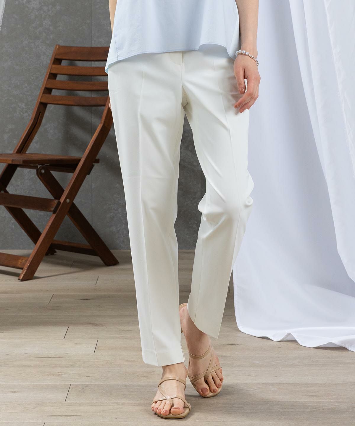 モデル着用画像(ホワイト)