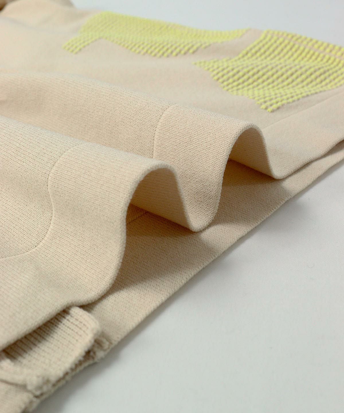 生地アップ（ベージュ）