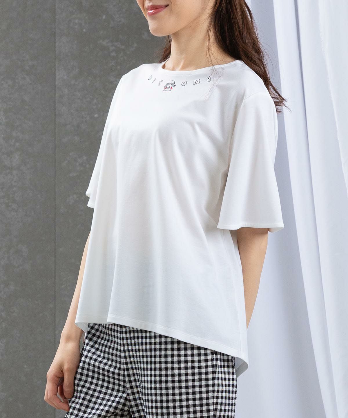 モデル着用画像(ホワイト)