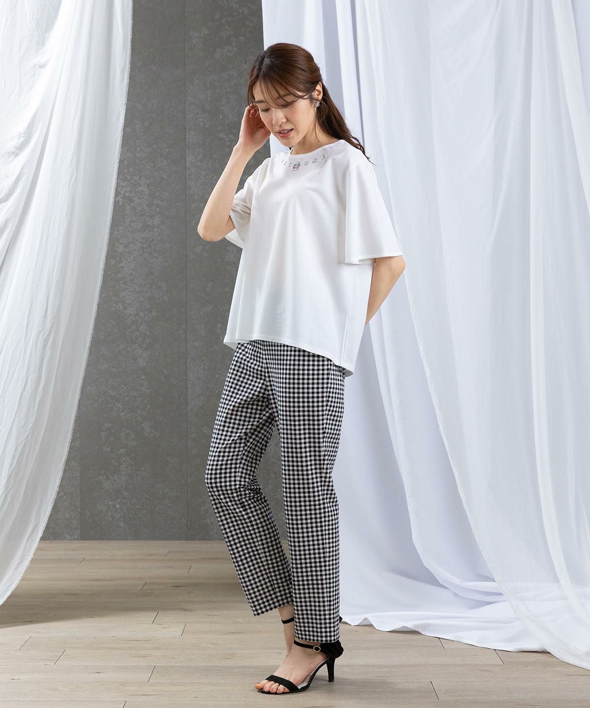 モデル着用画像(ホワイト)