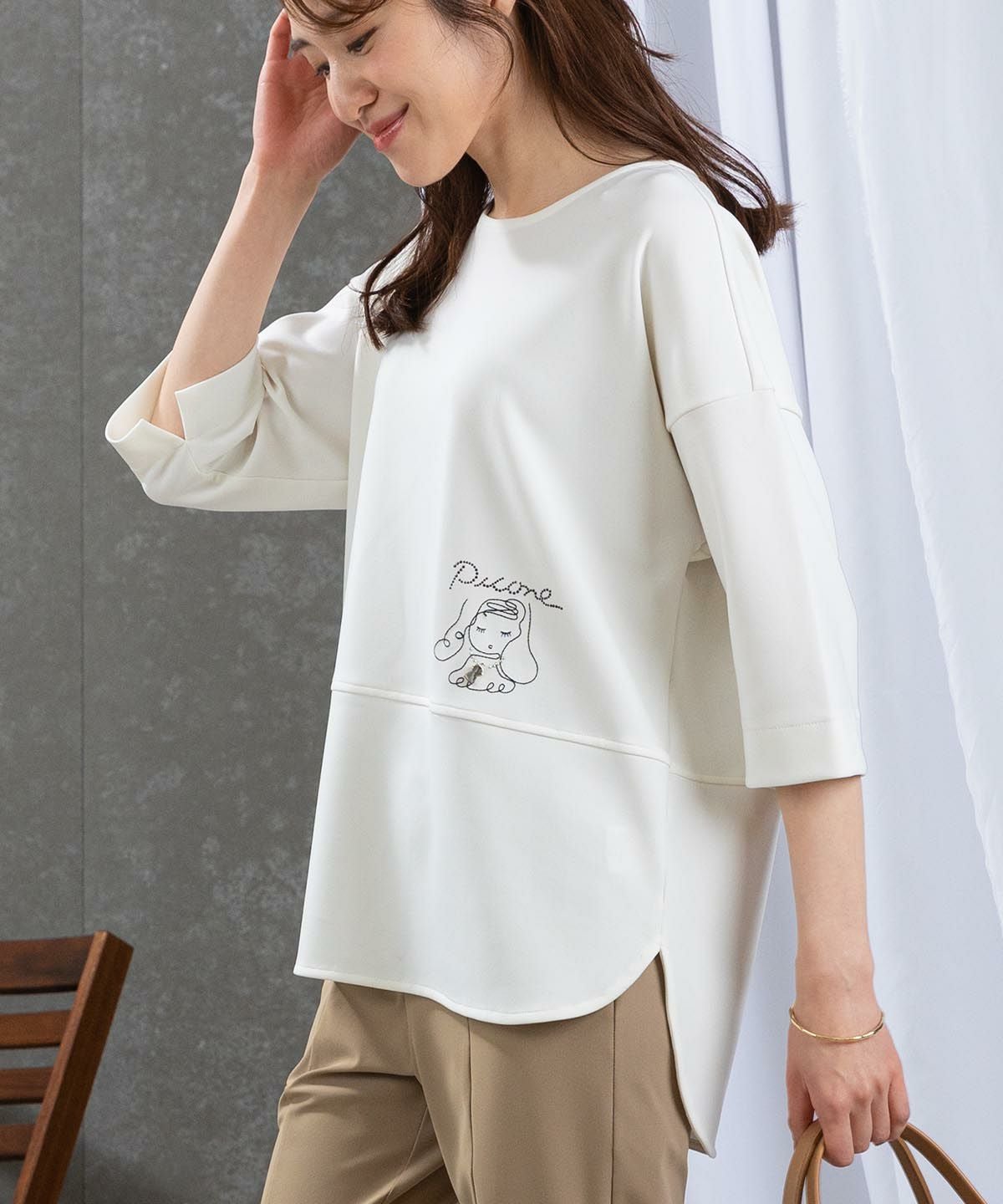 モデル着用画像（ホワイト）