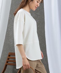 モデル着用画像（ホワイト）