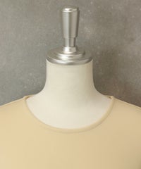 首元部分（ベージュ）