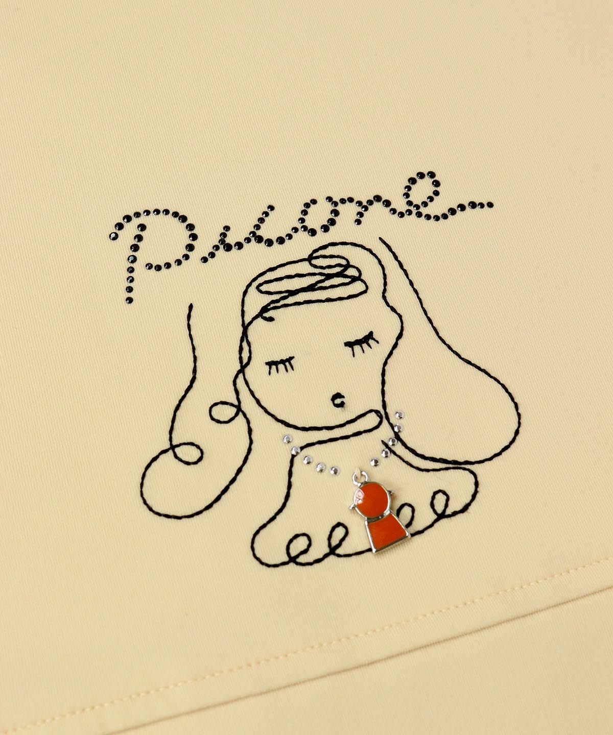 デザイン部分（ベージュ）