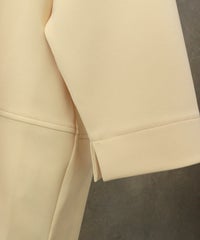 袖口部分（ベージュ）