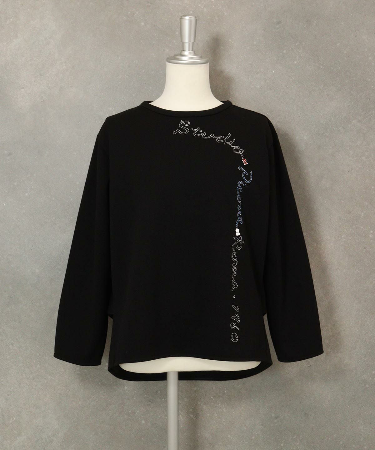 サイドタックプルオーバー（ブラック）