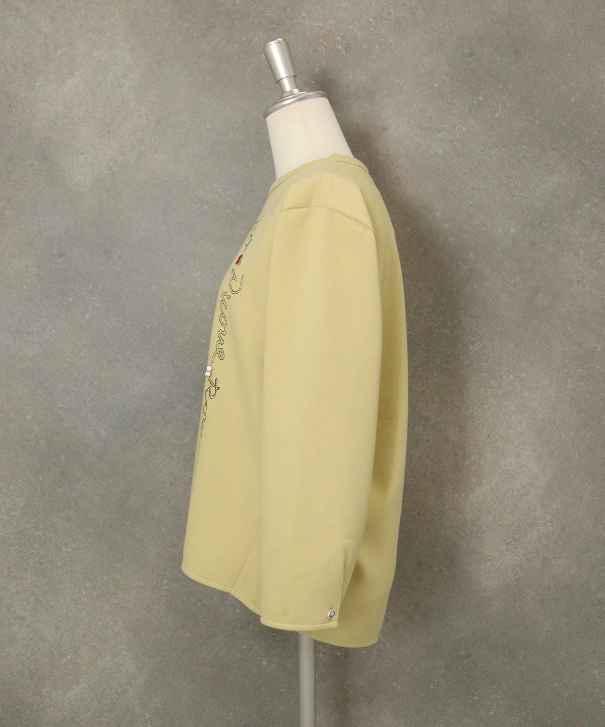 サイドタックプルオーバー横（イエロー）