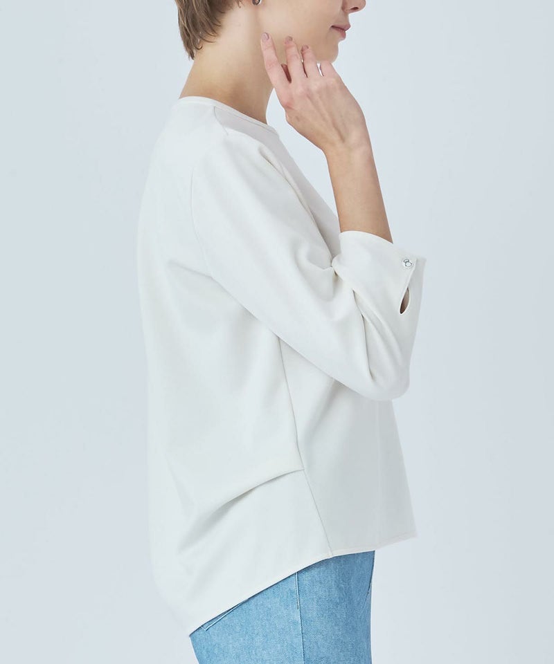 モデル着用画像（ホワイト）