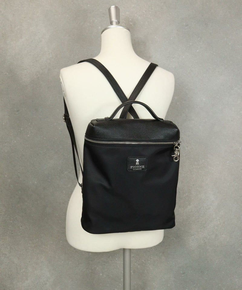 スクエアリュック（ブラック）