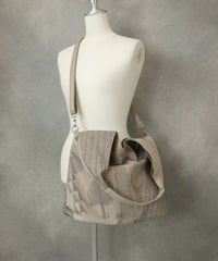 斜め掛けイメージ（ベージュ）