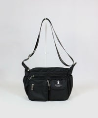 立体ポケットショルダーバッグ（ブラック）