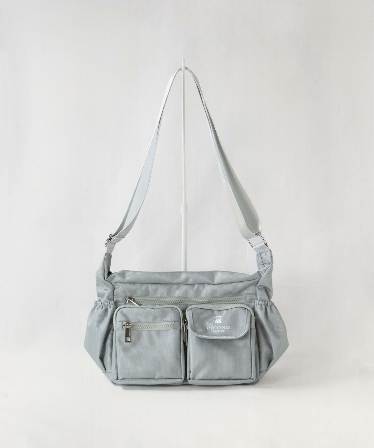 立体ポケットショルダーバッグ（ライトグレー）