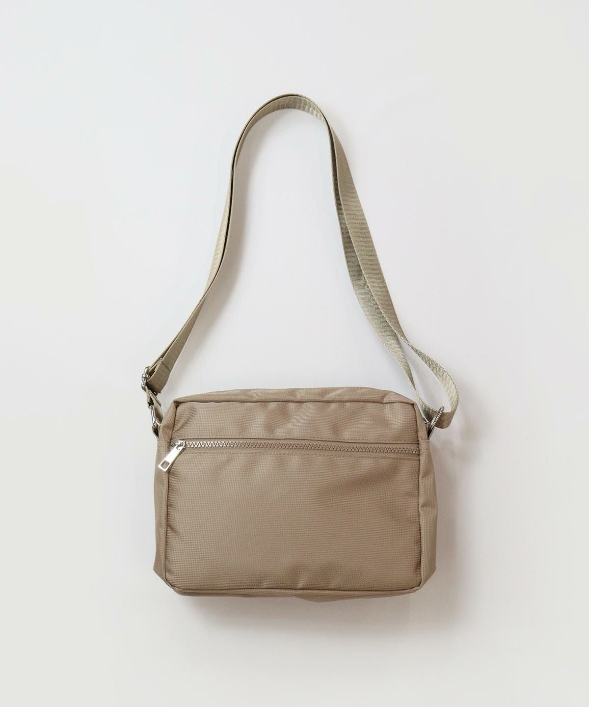 コンパクトショルダーバッグ（ブラック）