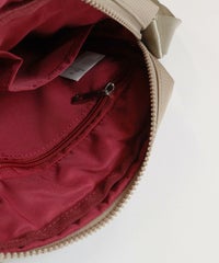 内側ファスナーポケット（キャメル）