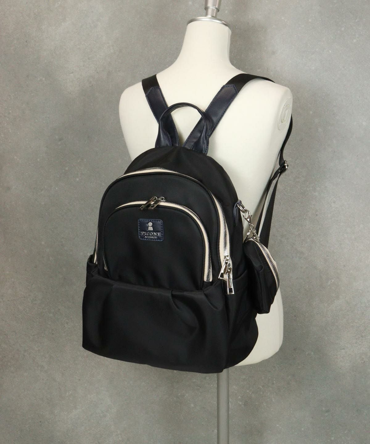 ミニポーチ付リュック|スタジオピッコーネ - ゴルフウェアや婦人服通販