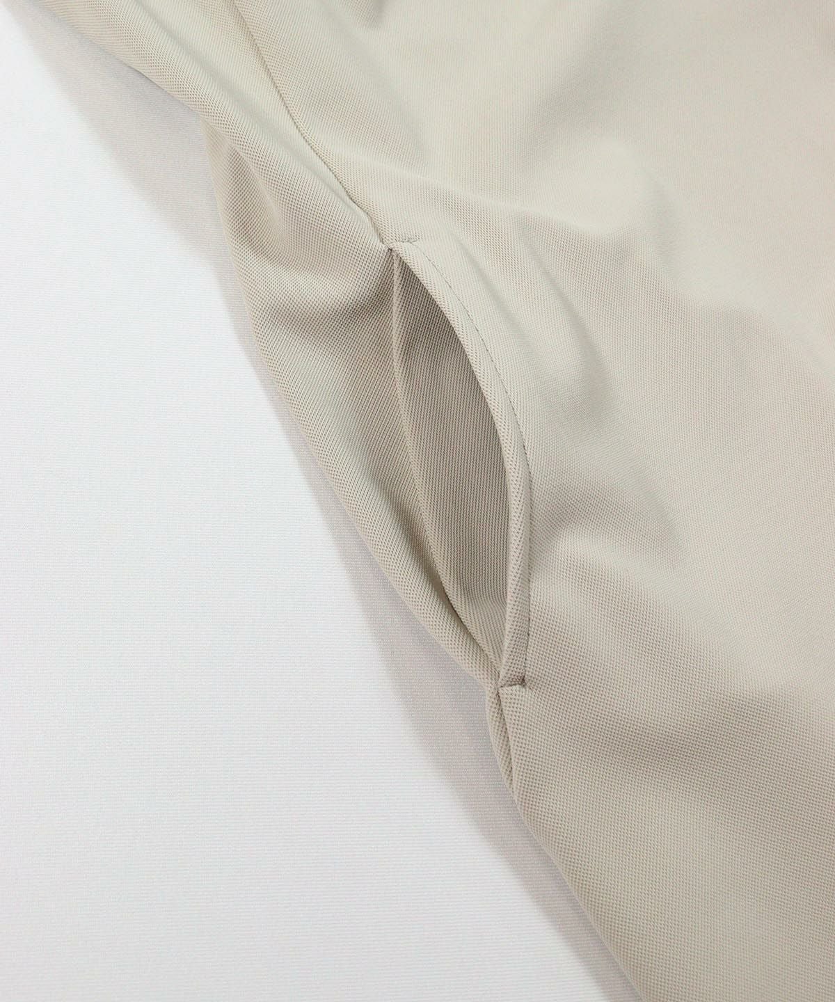 ポケット部分（ライトグレー）