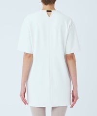 モデル着用画像（ホワイト）