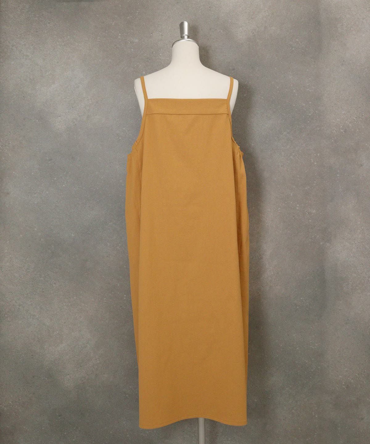 刺繍ポケットジャンパースカート後（オレンジ）