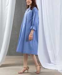 モデル着用画像（ライトブルー）