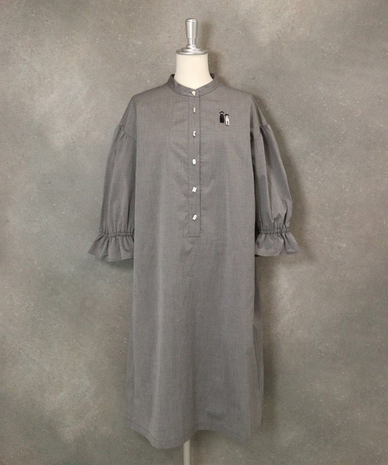 ビーズ刺繍バンドカラーワンピース（グレー）