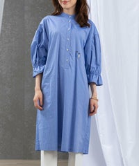 モデル着用画像（ライトブルー）