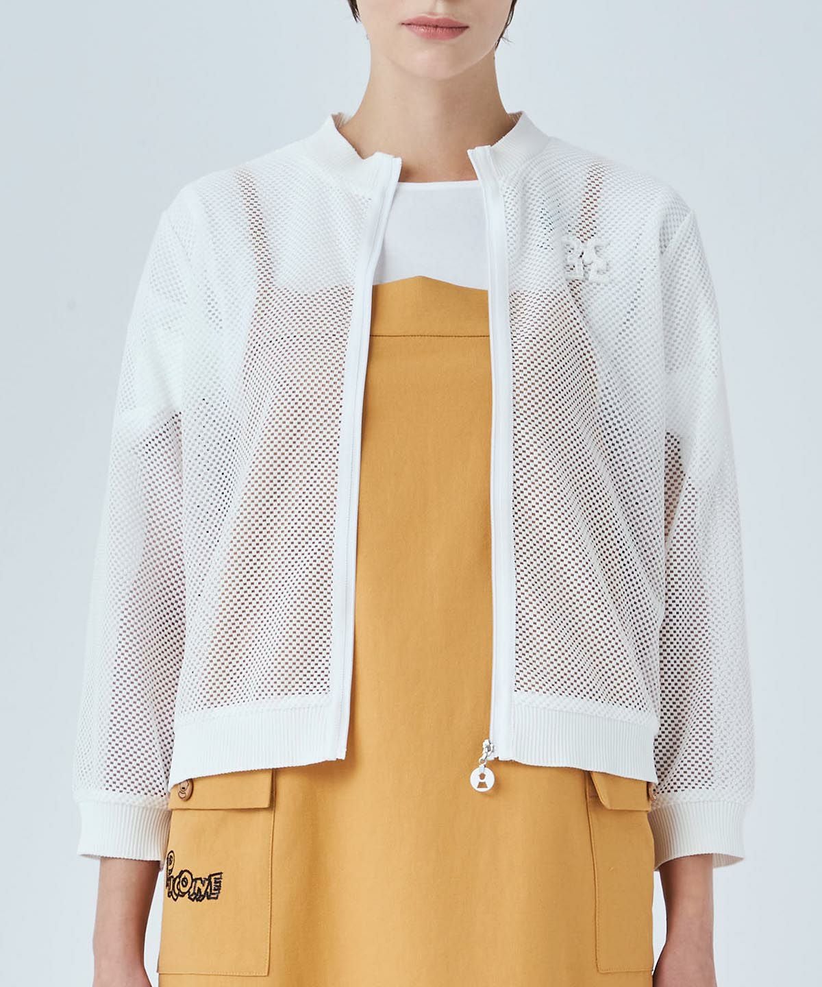 モデル着用画像（ホワイト）