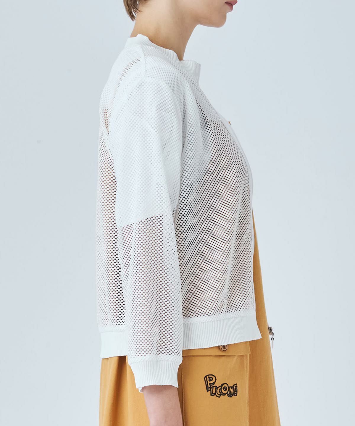 モデル着用画像（ホワイト）