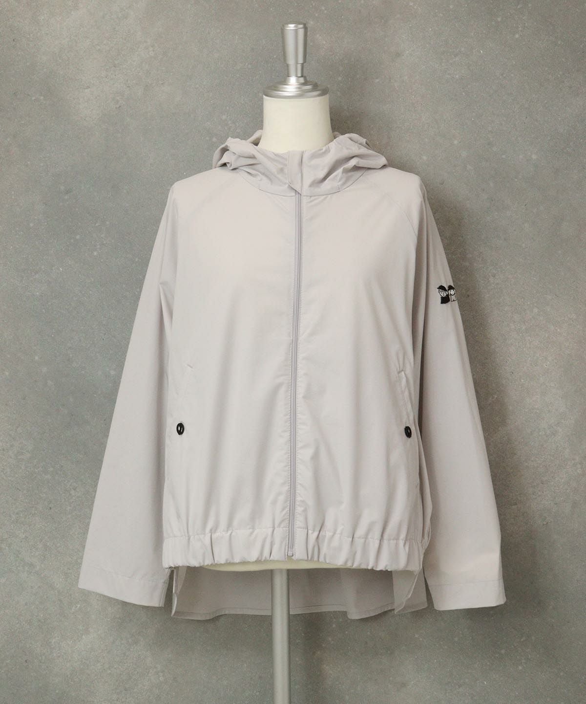 UV撥水バックギャザーブルゾン（ライトグレー）