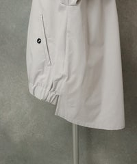 サイド裾（ライトグレー）