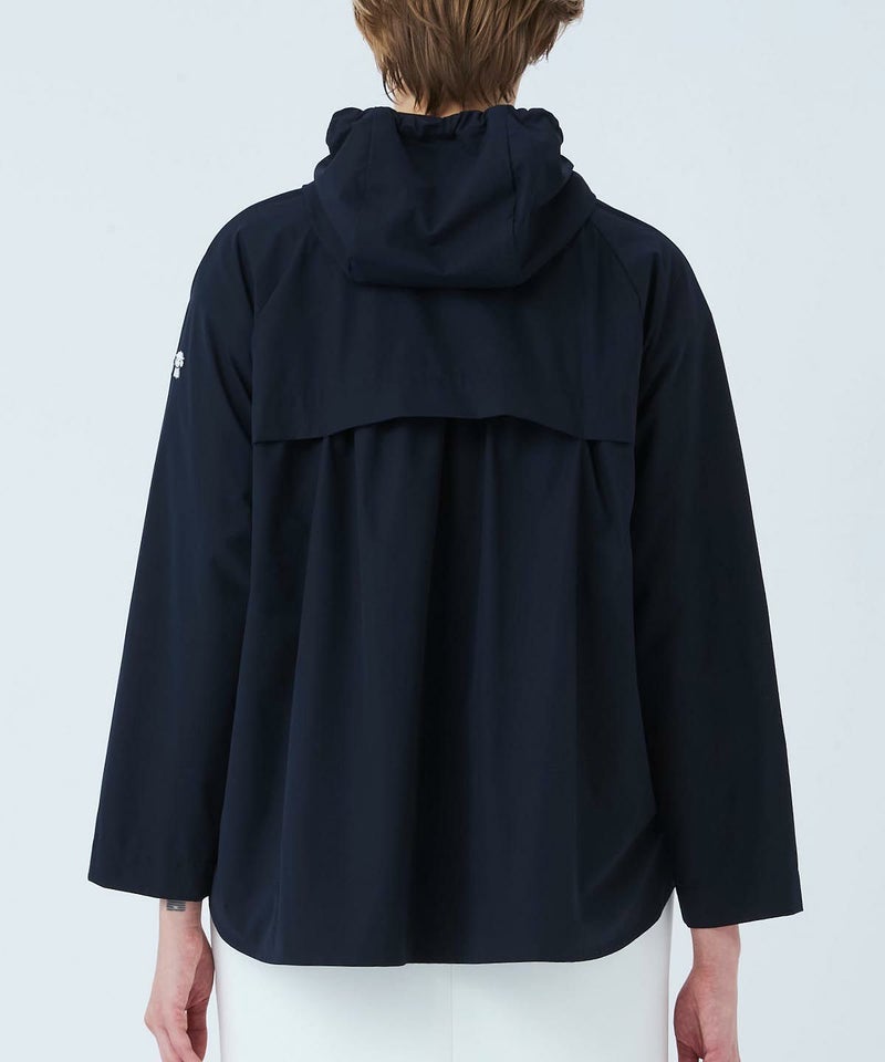 モデル着用画像（ネイビー）