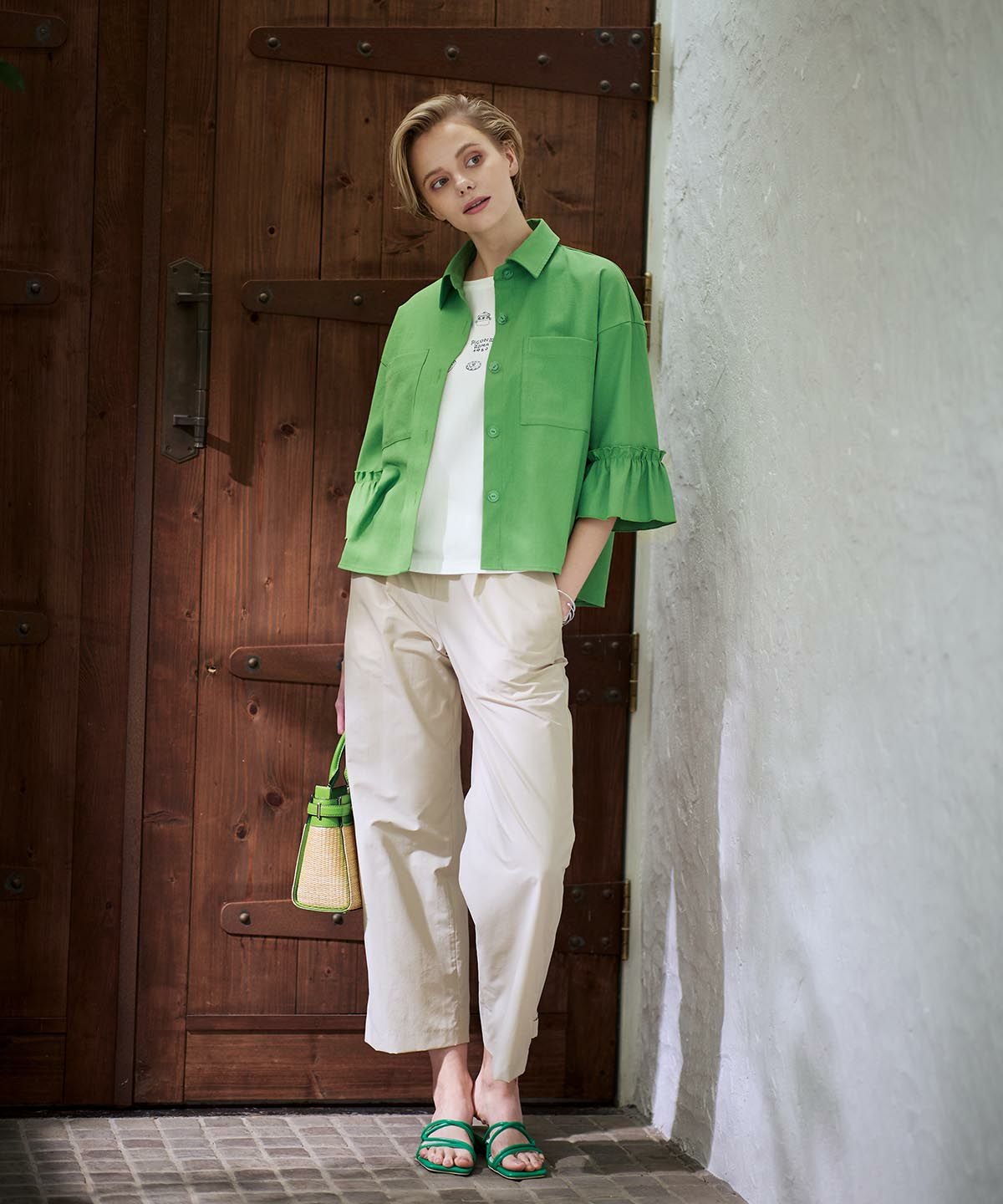 モデル着用画像（グリーン）