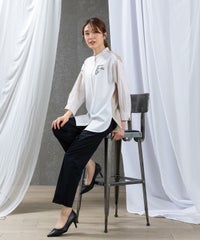 モデル着用画像（ホワイト×ベージュ）