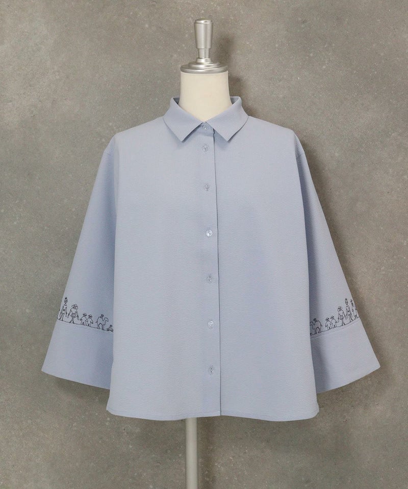 シアサッカー刺繍カフスブラウス（ライトブルー）