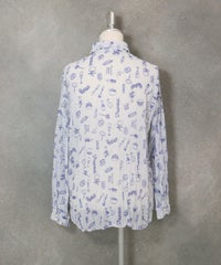 総柄ワッシャーブラウス後（ブルー）