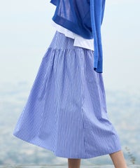 モデル着用画像（ブルー）