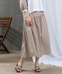 モデル着用画像（キャメル）