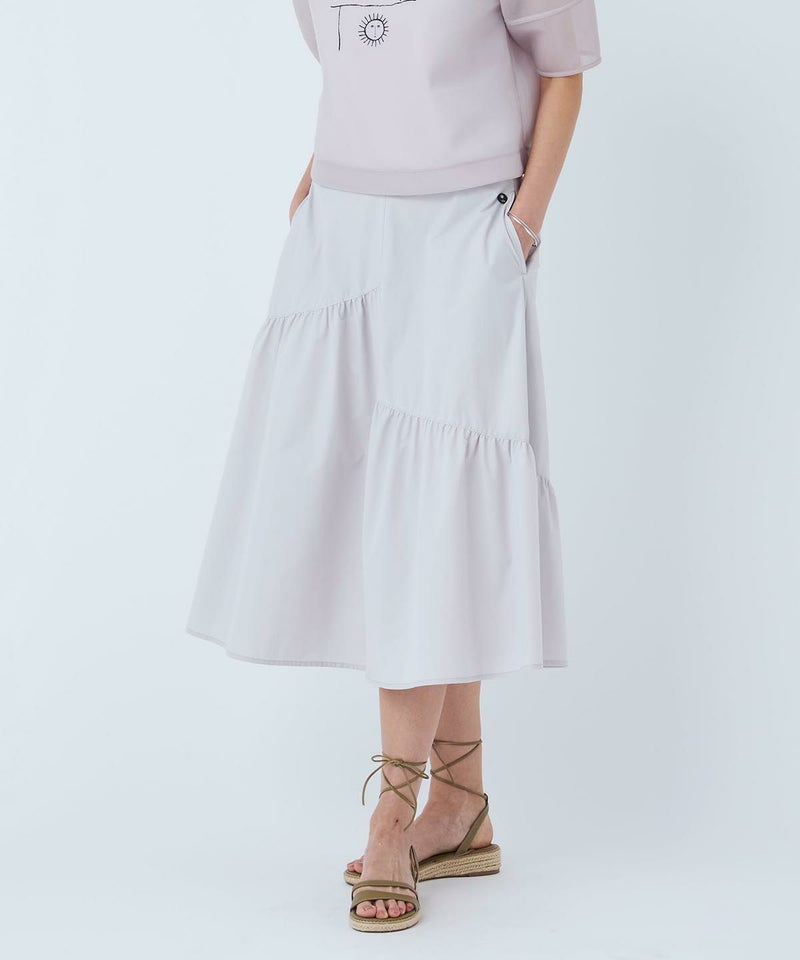 モデル着用画像（ライトグレー）