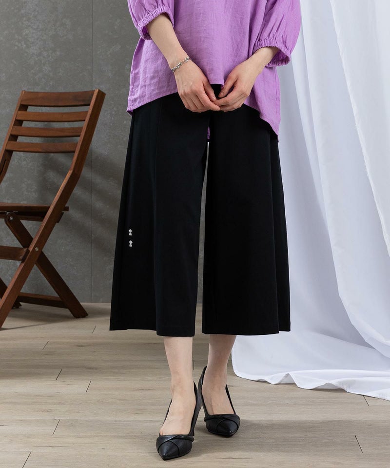 モデル着用画像（ブラック）