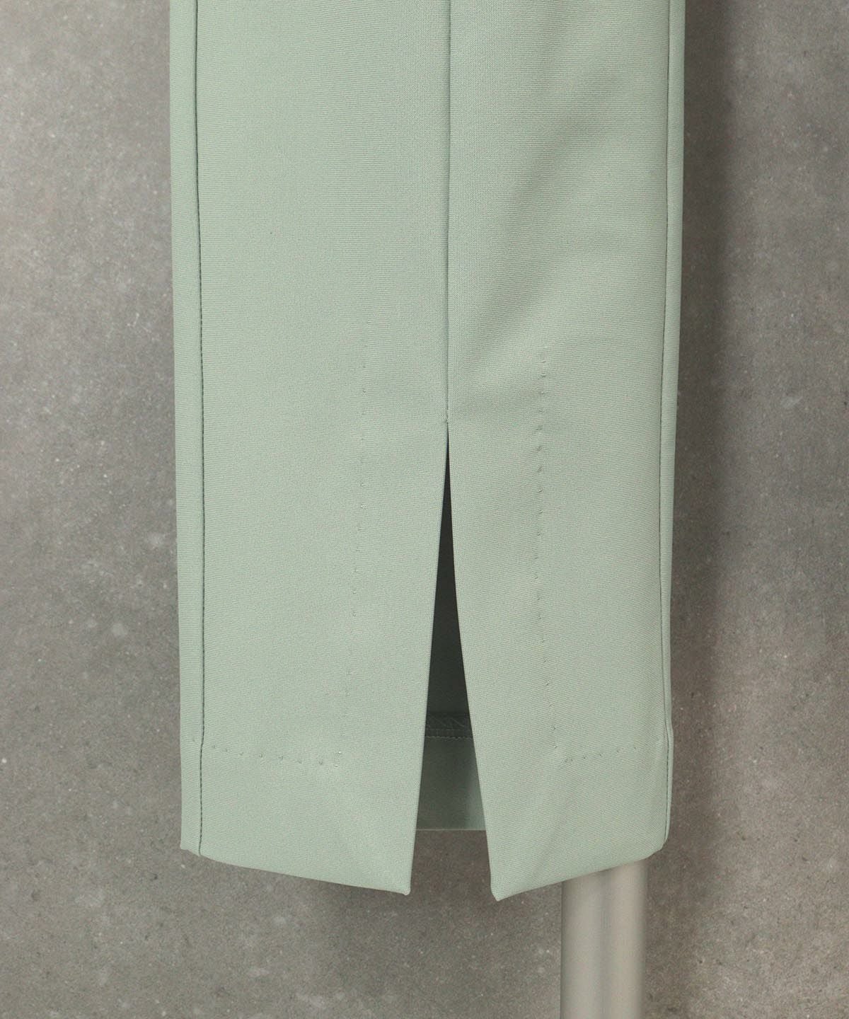 裾スリット（ライトグリーン）