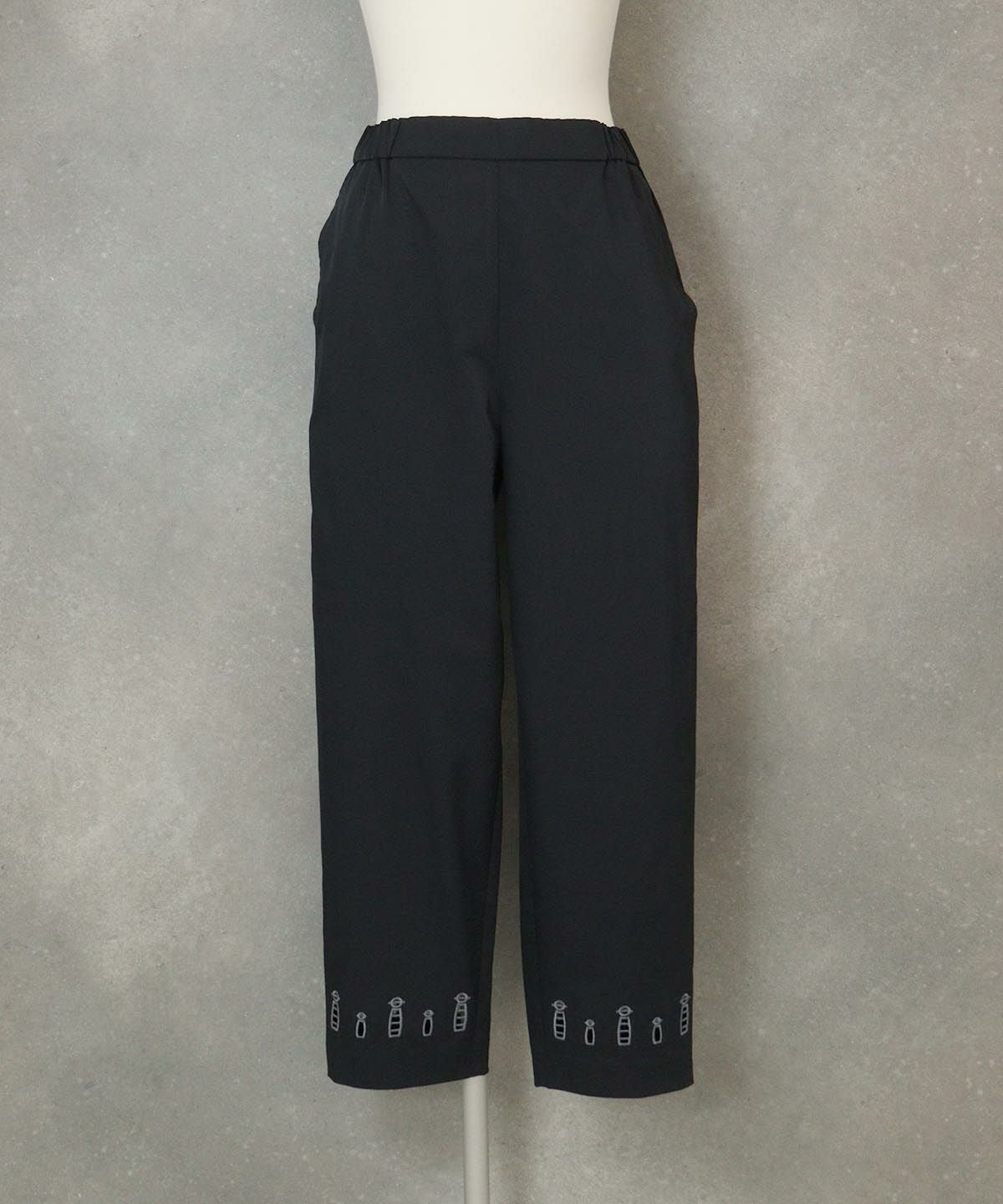 エンブロイダリーイージーパンツ（ブラック）