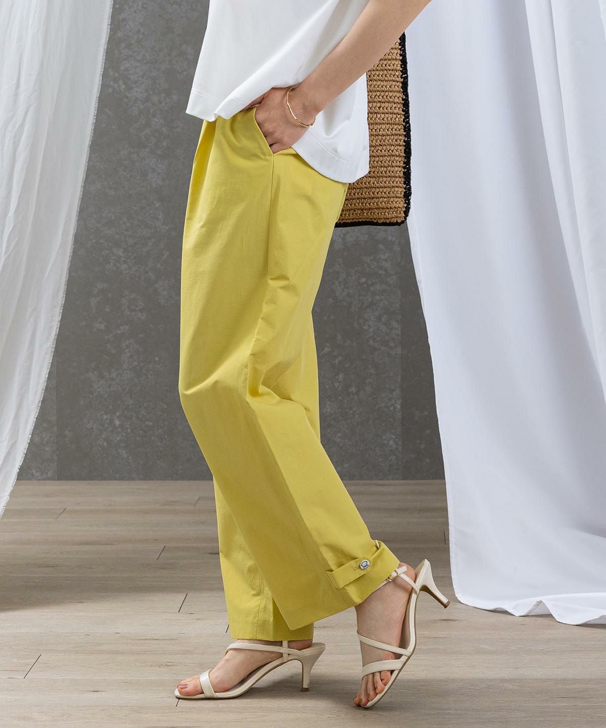 モデル着用画像（イエロー）