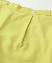 タック部分（イエロー）