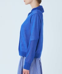 モデル着用画像（ブルー）