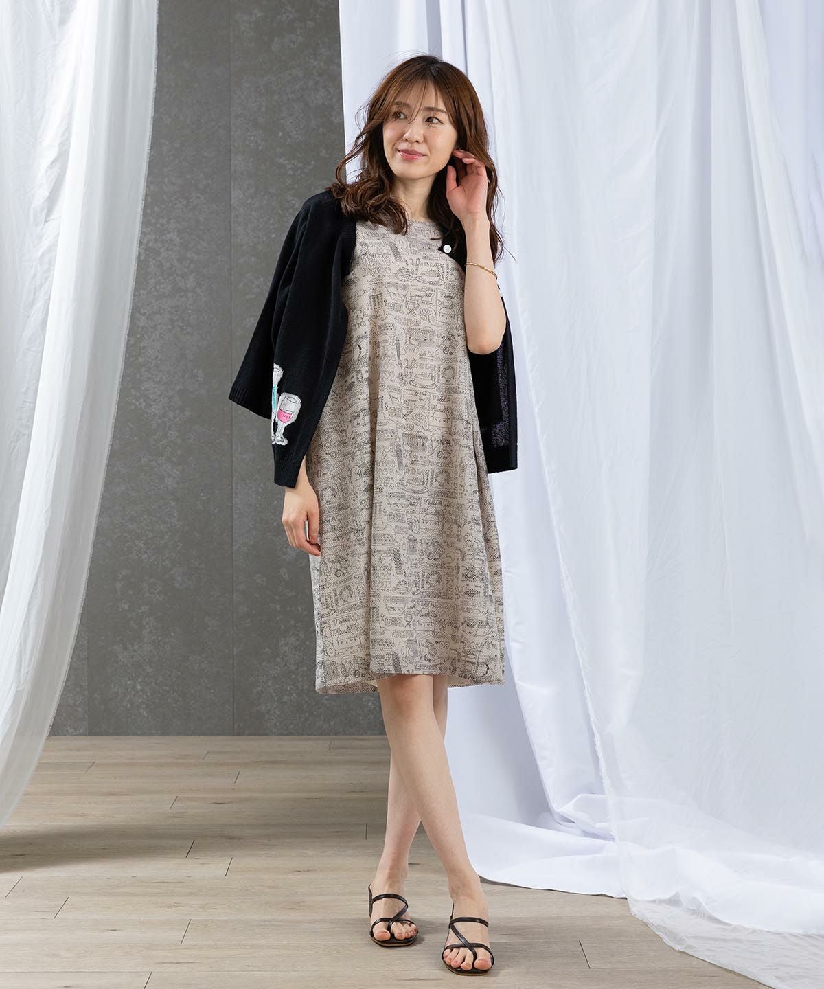 モデル着用画像（ブラック）