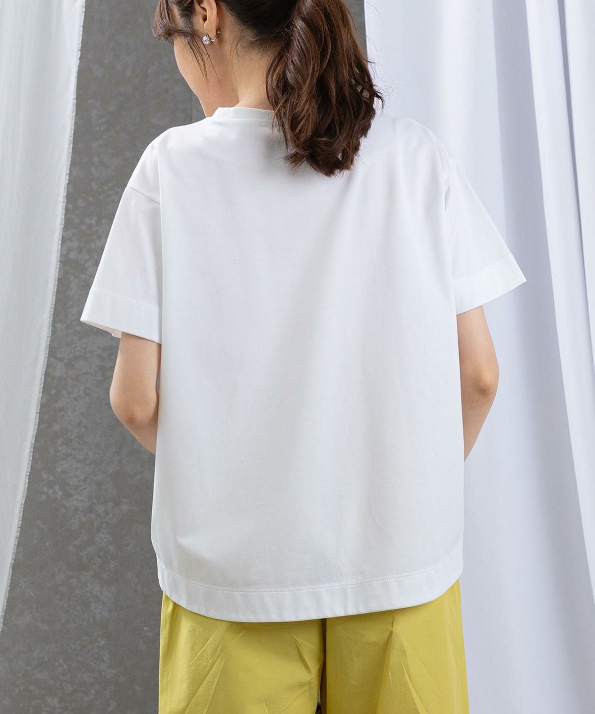 モデル着用画像(ホワイト)