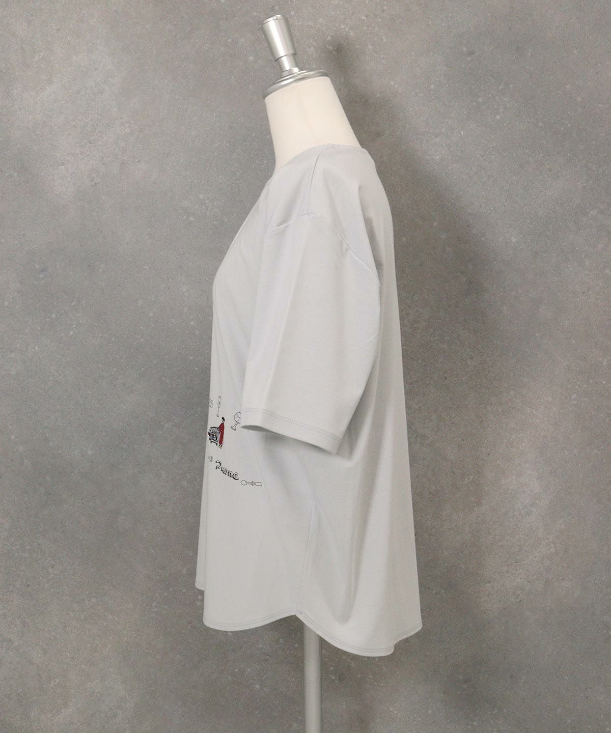 ラウンドヘムプルオーバー横(ライトグレー)