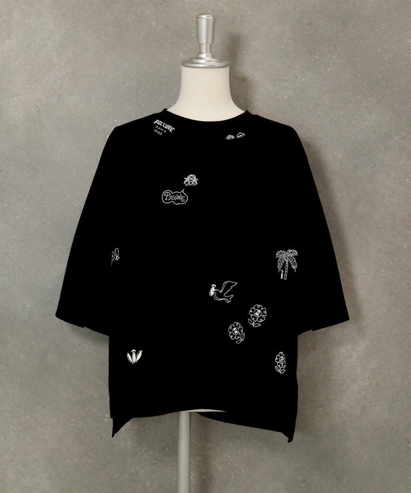 ハーフスリーブ刺繍プルオーバー（ブラック）